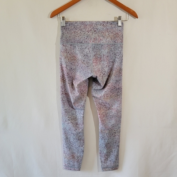 Lulu Lemon Wunder Under Hi-Rise Leggings 6 (Full-On Luxetreme) Summer Haze Multi - Picture 5 of 12